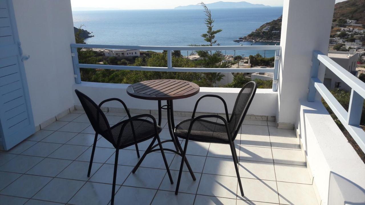 Horizon Blue Hotell Kini Exteriör bild