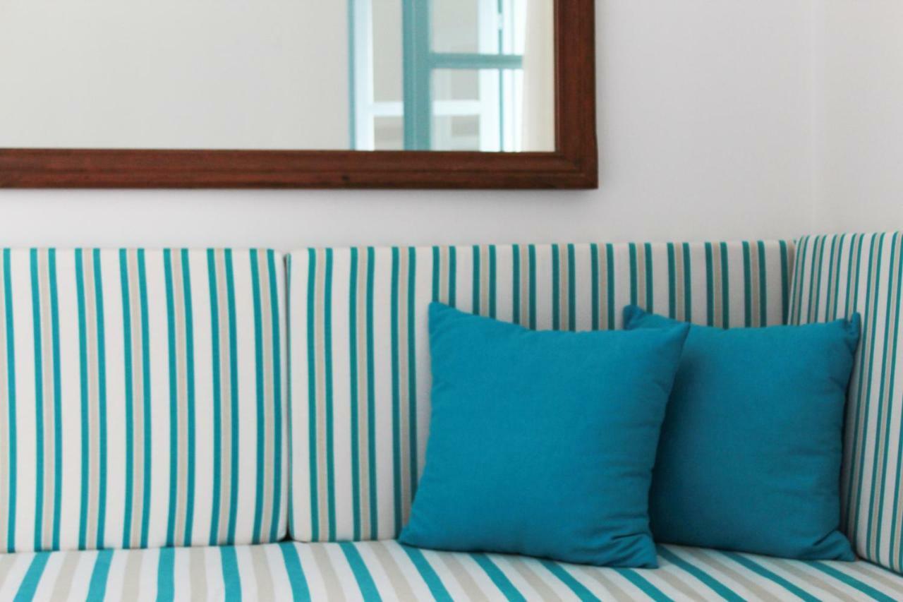 Horizon Blue Hotell Kini Exteriör bild